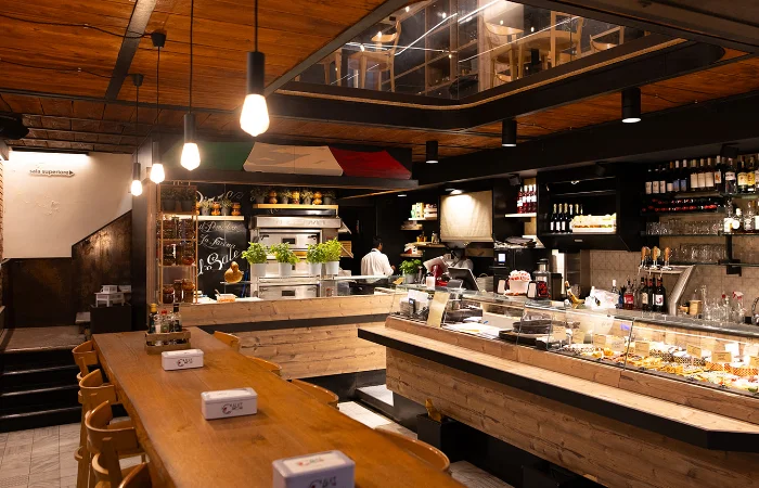 Foto del locale al calice con il banco